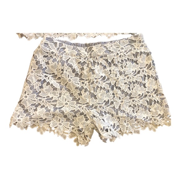Adiva NWT Two Piece Shorts & Top Set Blue and White Stripe Lace Overlay Small - Picture 3 of 7
